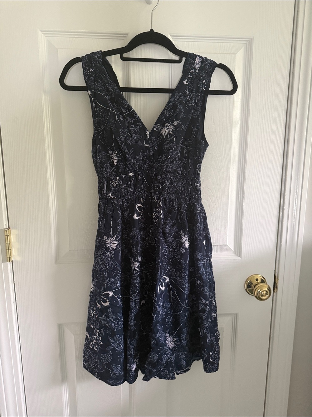 Time and Tru Navy Floral V-Neck Midi Dress